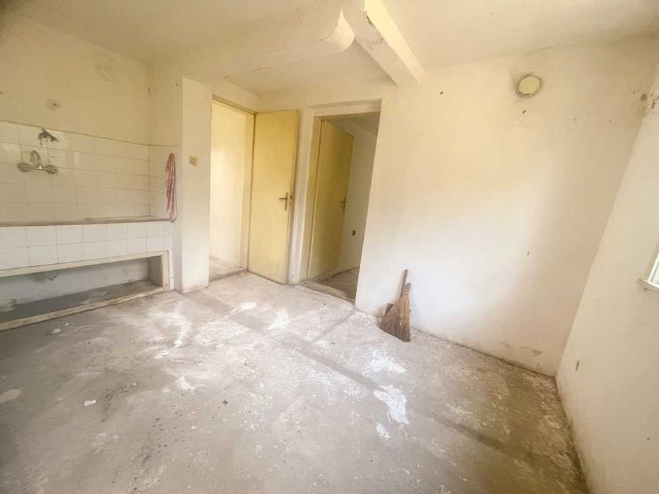 Продава се Къща в с. Тръстеник, Област Русе - 120 кв.м за 246 €/кв.м - Снимка #4