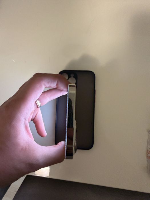 iPhone 13 Pro Max 100% Baterie