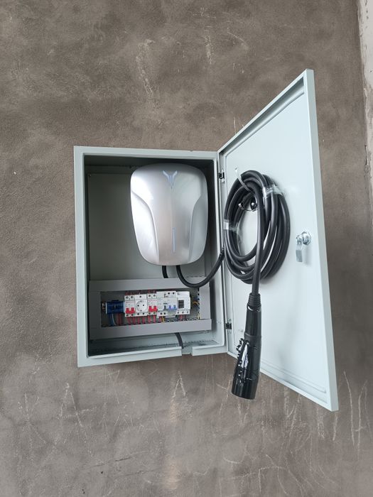 Установка зарядное станций для Электромобилей