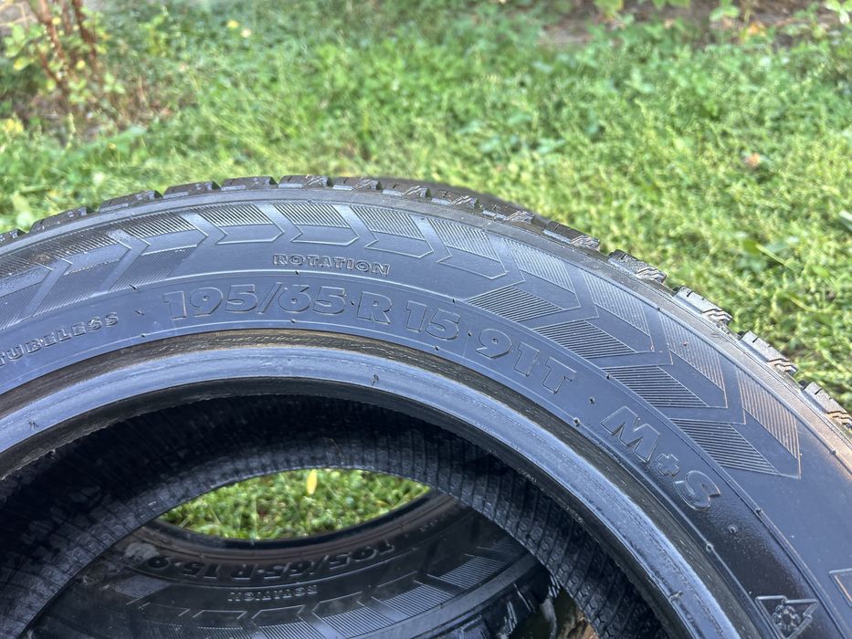 Пара зимних шин 195/65/15