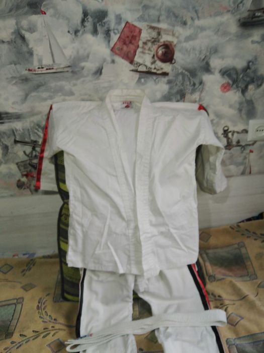 Продам спортивное кимано