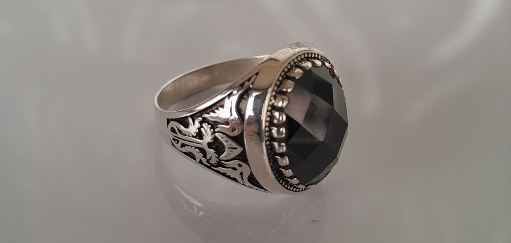 Кольцо мужское серебряное. Перстень.
