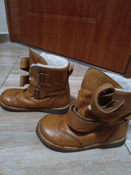 Боти и Ботуши от естествена кожа-детски