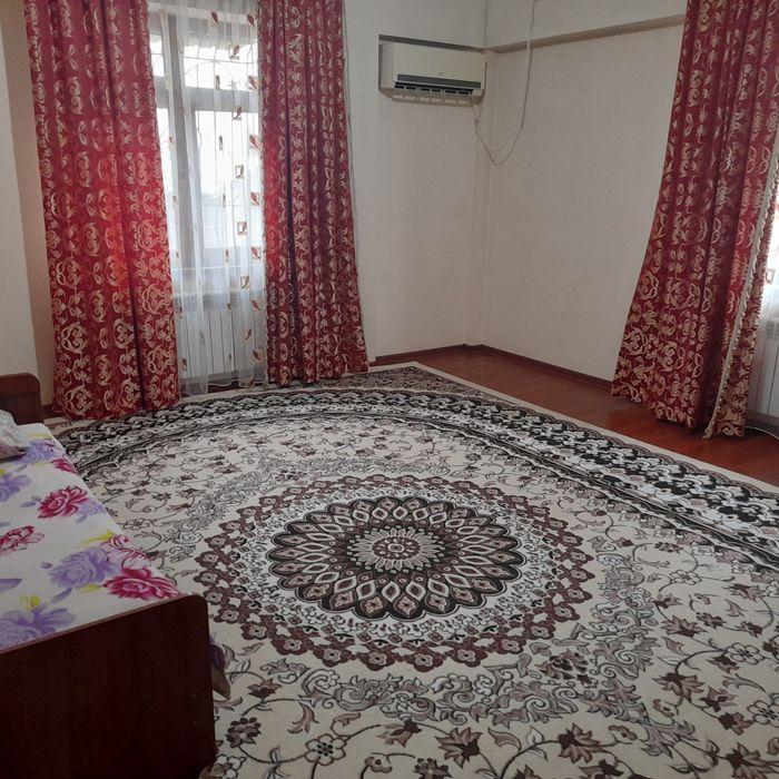 Аренда чорсу навастройка 2.хонали оилага берилади хамма шароити бор