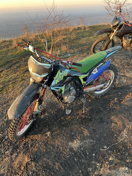 Продам эндуро kayo t2