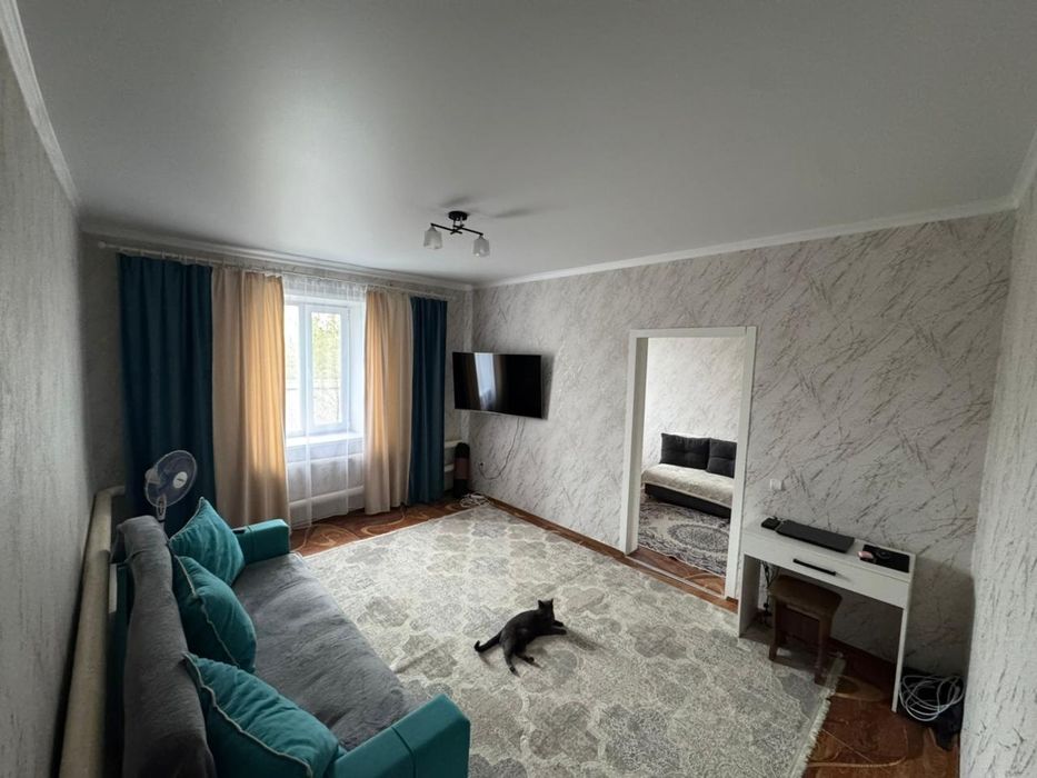 Продается 3х комнатная район 10 школы