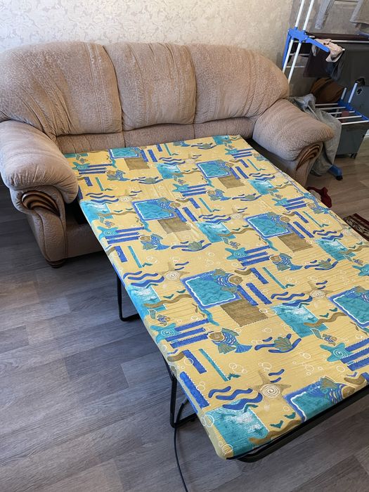 БЕСПЛАТНО. Отдам диван раскладной