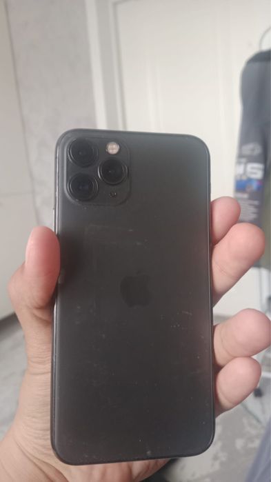 Айфон 11 про с гарантйеи