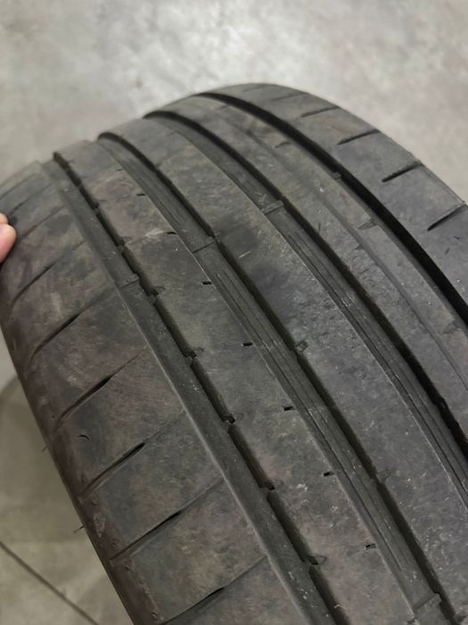 vand cauciucuri dunlop 245/40/r18 second hand foarte putin utilizate