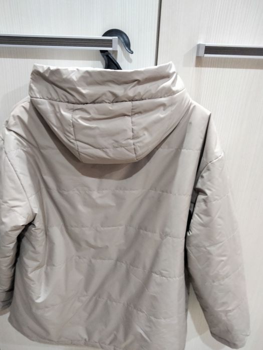 Продам куртку двустороннюю.