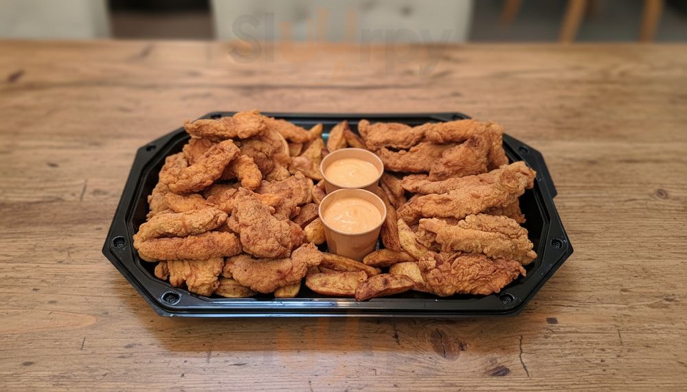 Platou cu crispy și cartofi