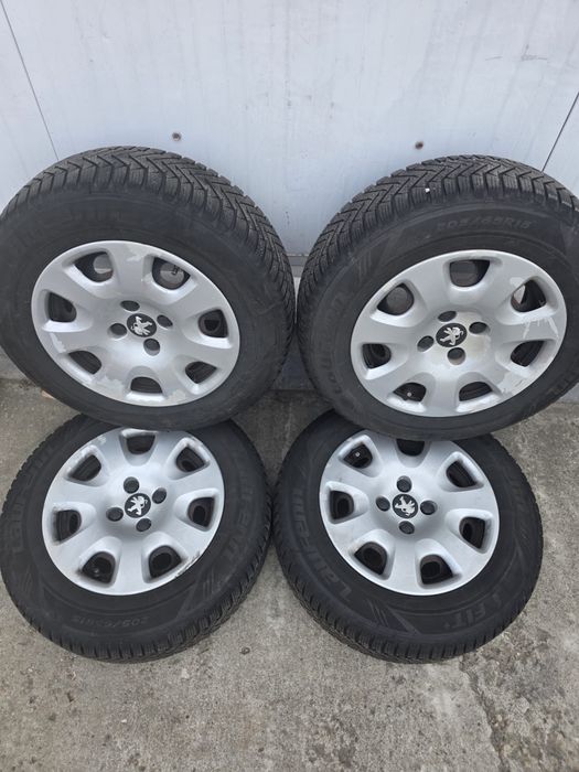 Peugeot Partner Tepee 1.6 avariat spate
