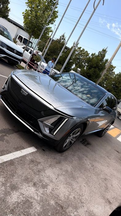 Cadillac Lyriq sotiladi