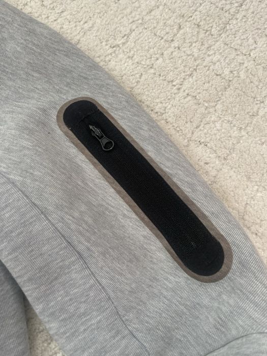Nike tech fleece L размер юноши