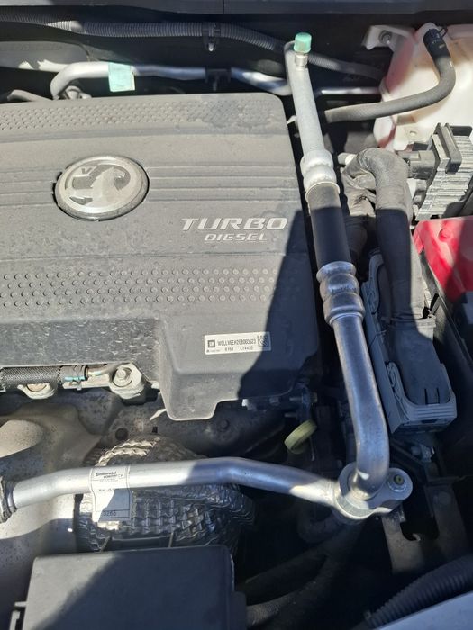 Продавам Opel Antara