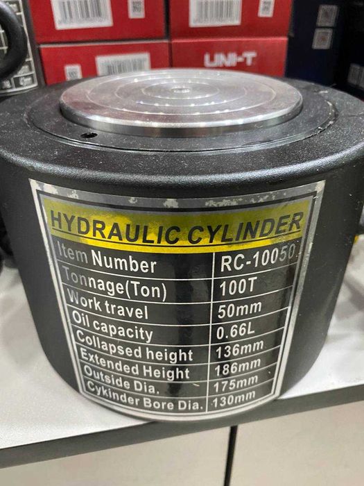 Домкраты гидравлический  от 10т до 50т