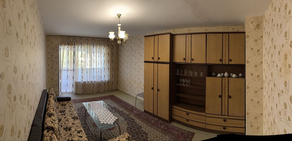 Дава се под наем Двустаен апартамент в Добрич, Строител - 68 кв.м за 229.5 € - Снимка #2