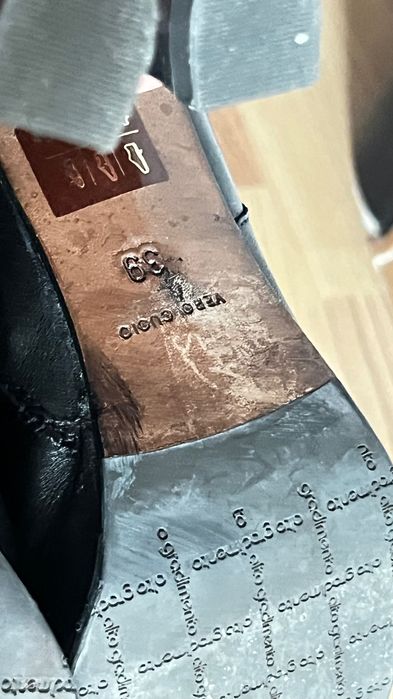 Ghete piele fină naturală marca Manzoni