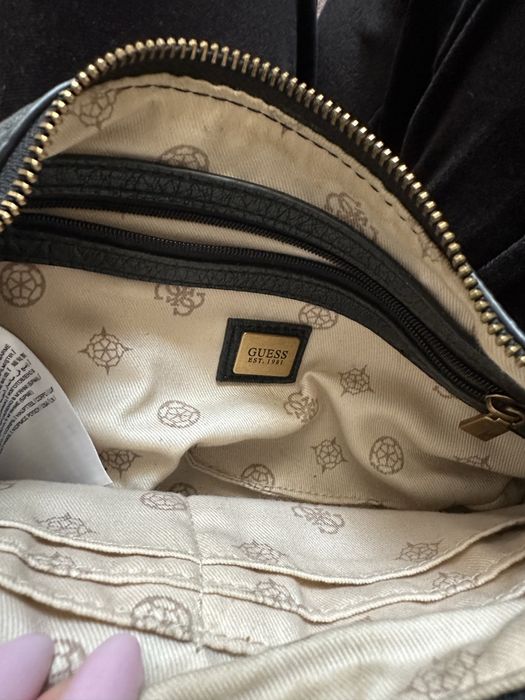 Дамска Чанта GUESS