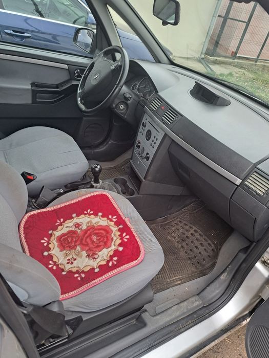 Vând Opel meriva 1.7 cdti