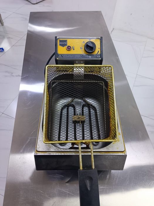 фритюрница с корзинкой фритюр