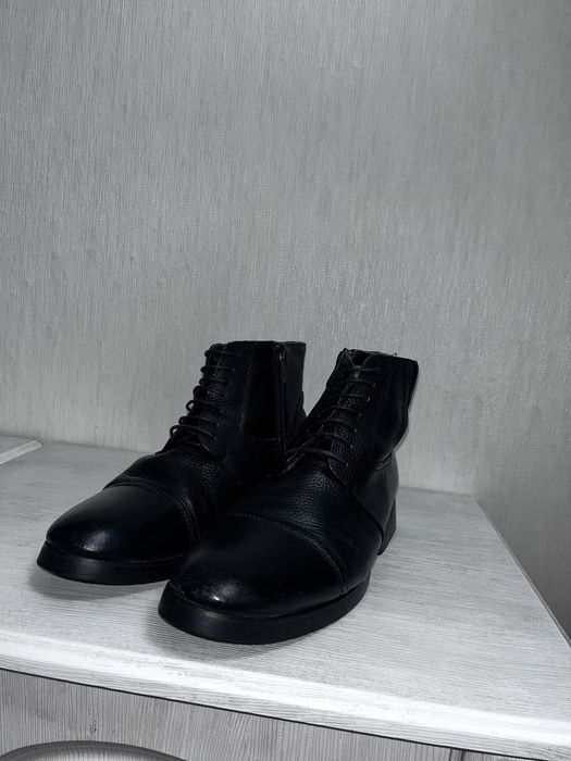 Продам зимние ботинки