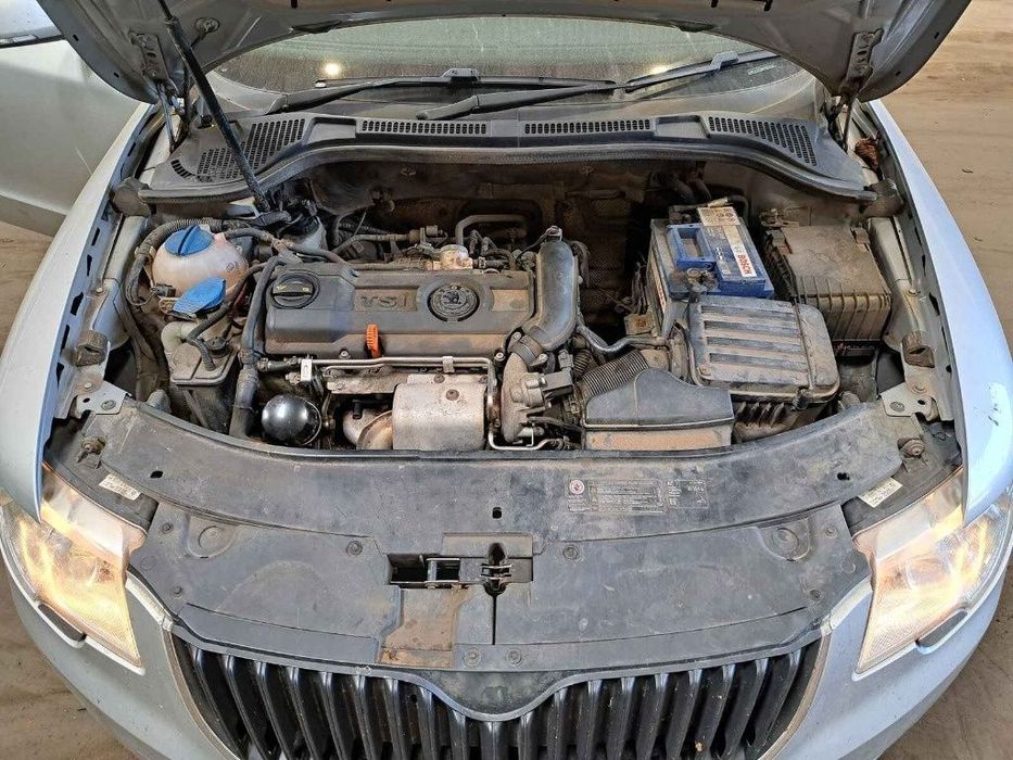 Rampa injectoare Skoda Superb 2 2011 COMBI 1.4 TSI CAXC