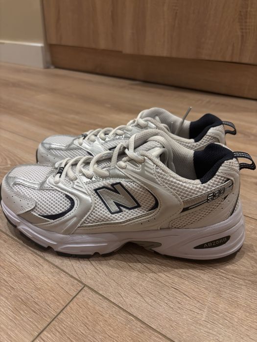 New Balance 530