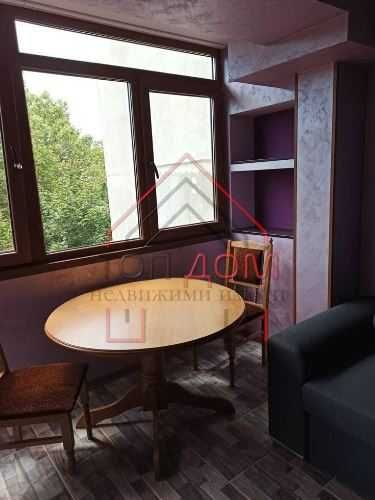 Дава се под наем Тристаен апартамент в Варна, Левски - 86 кв.м за 688.5 € - Снимка #1