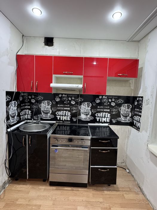 Куханный гарнитур 50000 тг