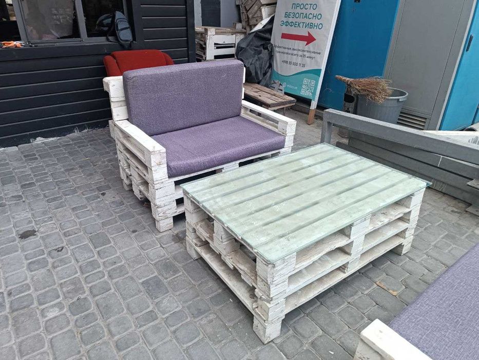 мебель из поддонов для кафе/ресторанов и дач