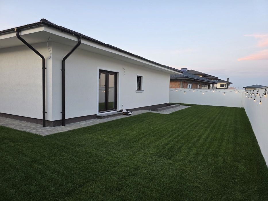 Vand casa pepinierii Valea Adanca