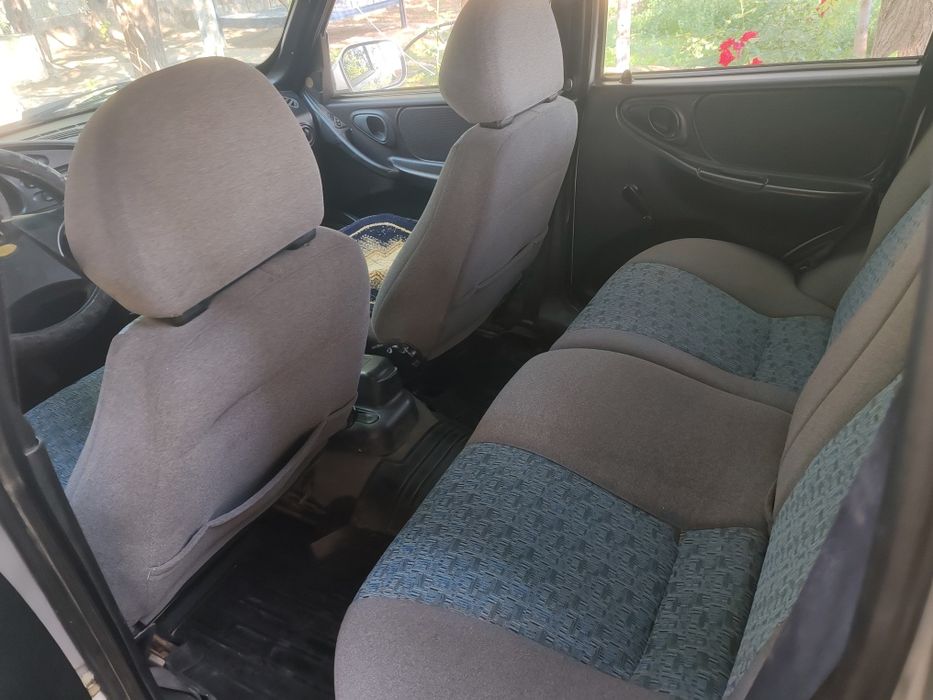 Chevrolet Niva 2005