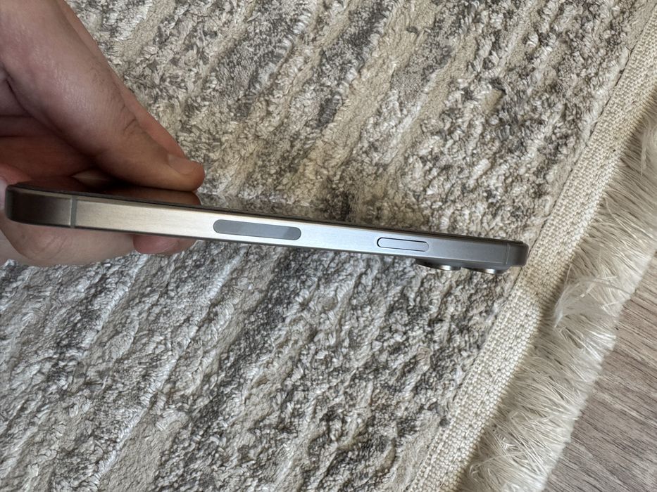 Iphone 15 pro max titan silver 256 LL/A