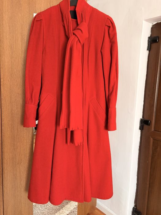 Vand palton lung de iarna