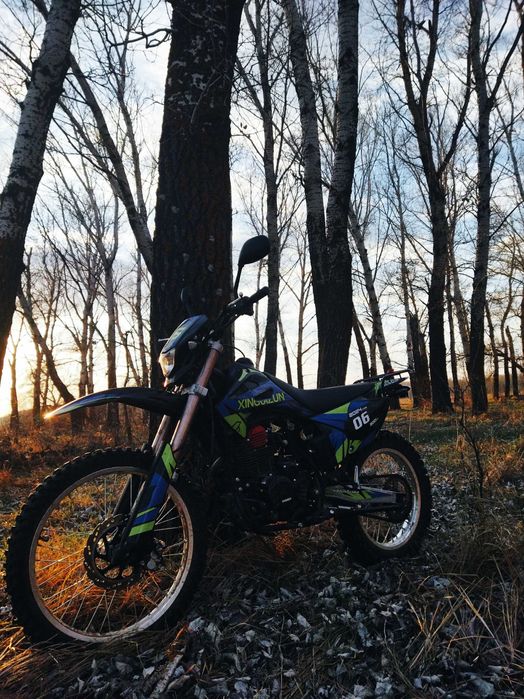 Мотоцикл эндуро 06 (xingoizun 300cc)