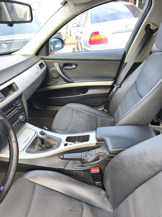 Vând interior BMW e91 semi piele cu încălzire