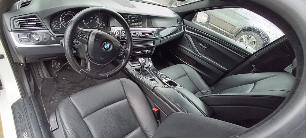 BMW seria 5 , 520D, F10 , 2010