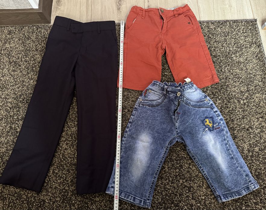 Рубашки ,футболки на 4-5 лет