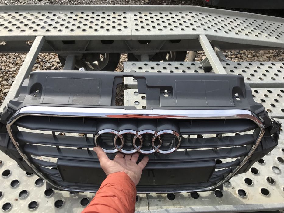 Решетка,грил за Ауди А3,8V,2014-