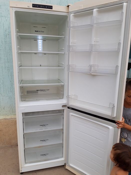 Холодильник LG для кухни