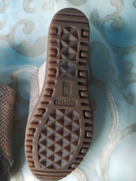 Saboti nepurtati marimea 38