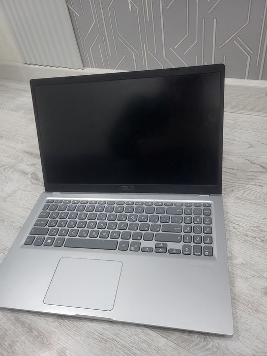 Срочно продам Asus ноутбук