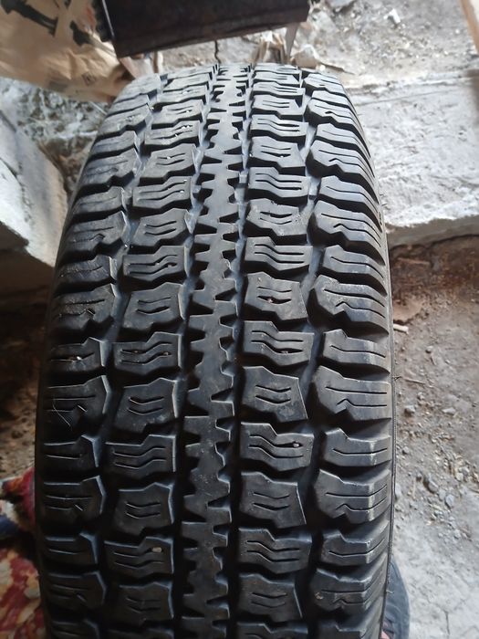 Ниваға дөңгелектер сатылады!