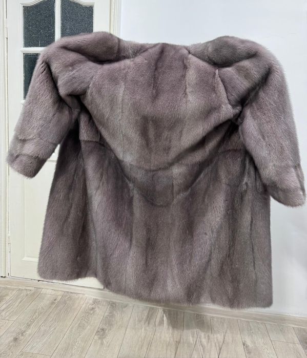 Продается Шуба норковая