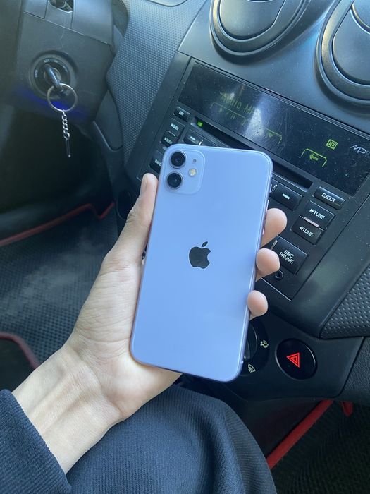Продам Айфон 11 64gb