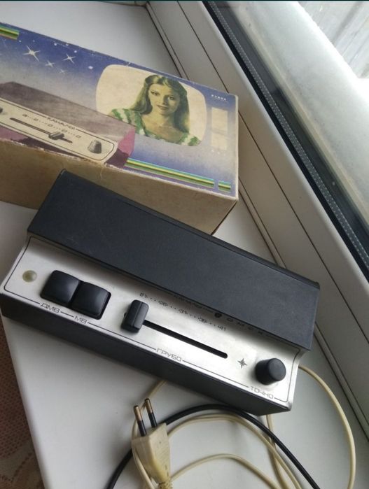 Ваза,чеканки и т.д.