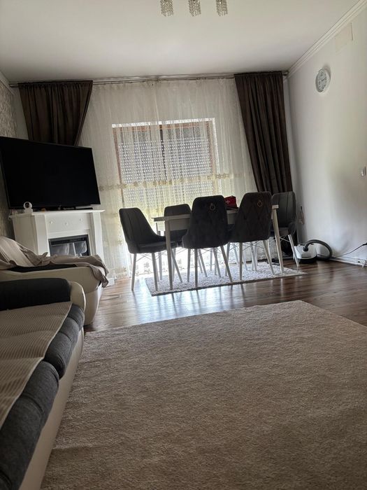 Casă de vânzare, Peciu Nou!
