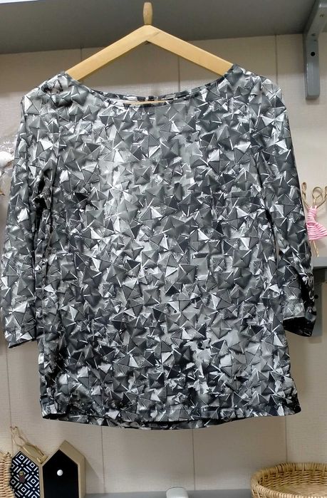 Распродажа хороших вещей, все вещи по 50000