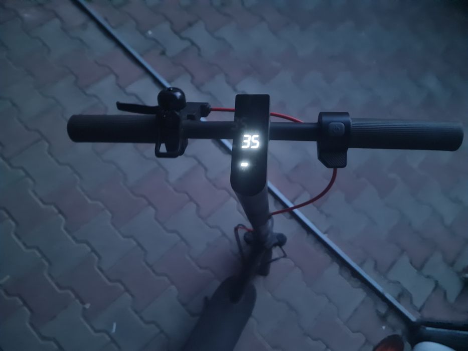 Trotineta Electrica Navee Easyride 25 Pro, Autonomie 25km, 25 km/h, Negru, Putere Maxima 480 W